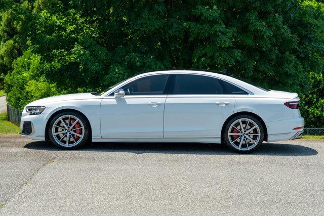 Audi S8 2022