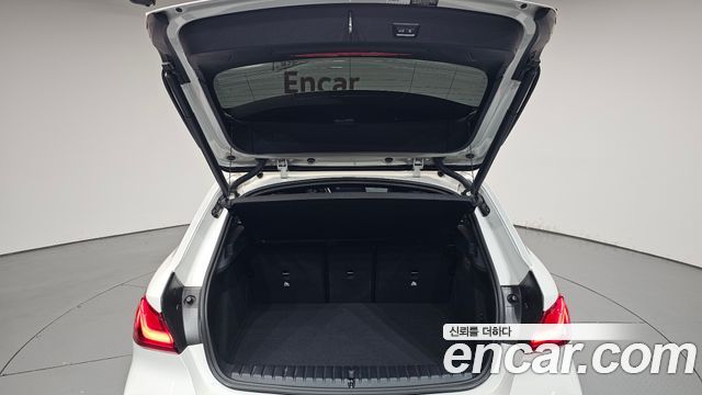 BMW 1 серии 2023