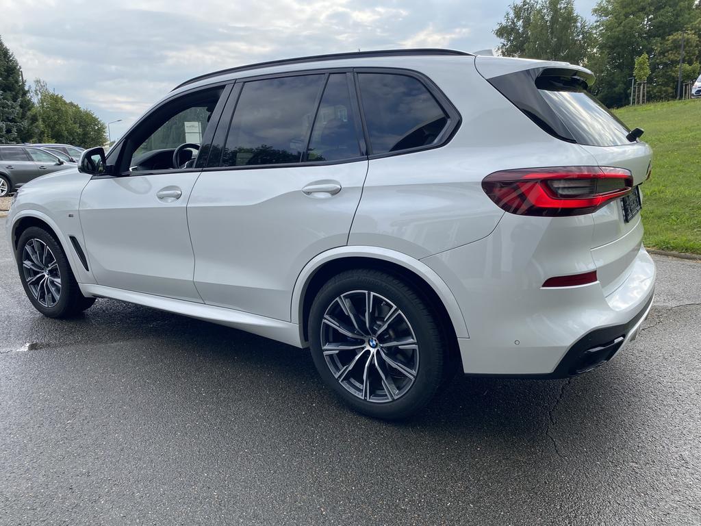 BMW X5 2022