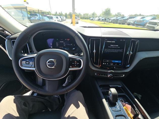 Volvo XC60 2025
