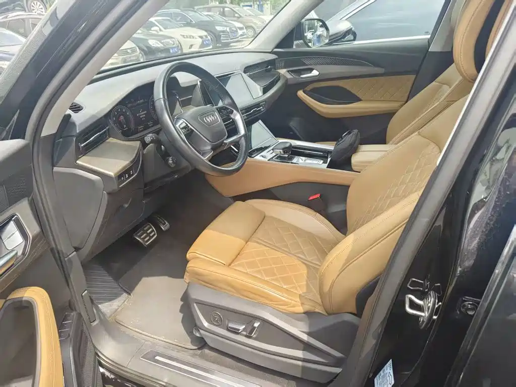 Audi Q6 2024