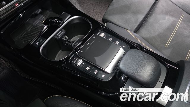 Mercedes-Benz CLA 2021