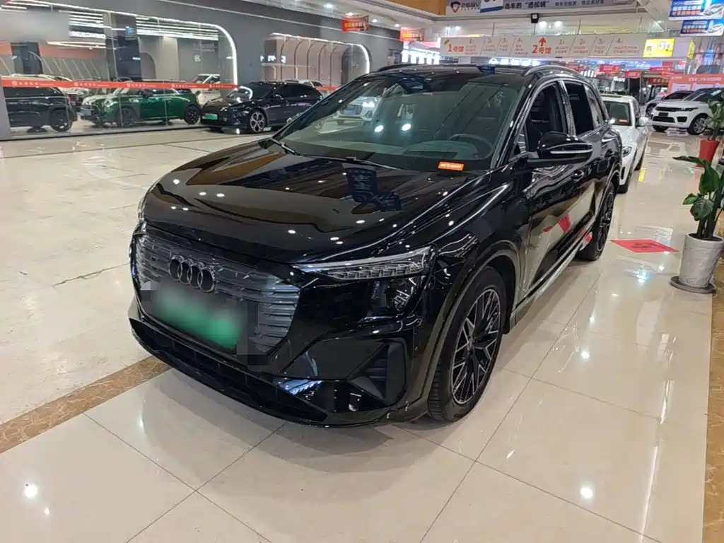Audi Q5 e-tron 2024