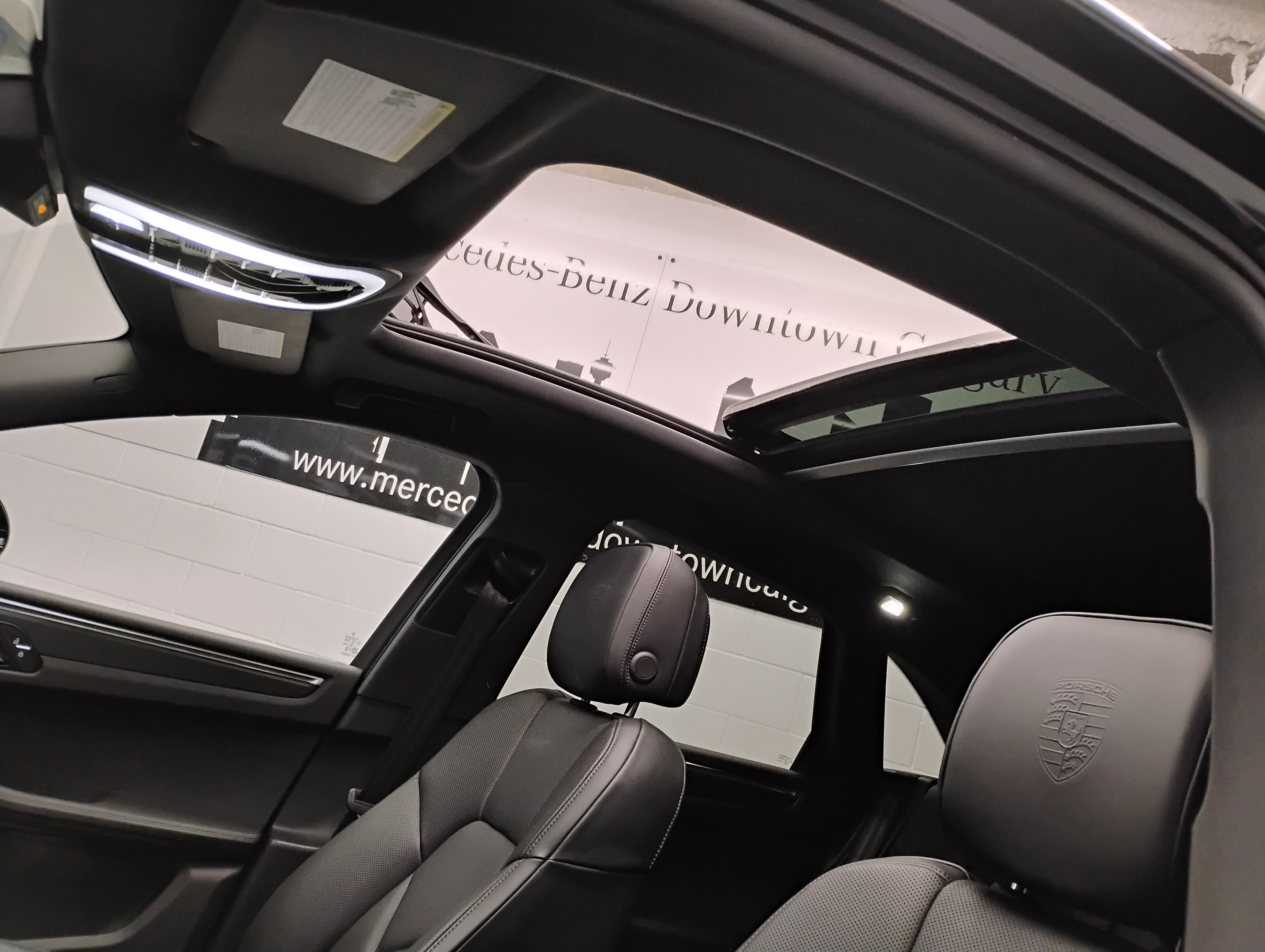 Porsche Macan 2025