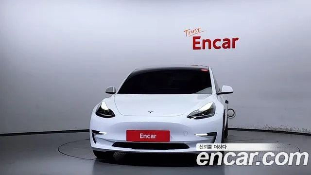 Tesla Model 3 2021