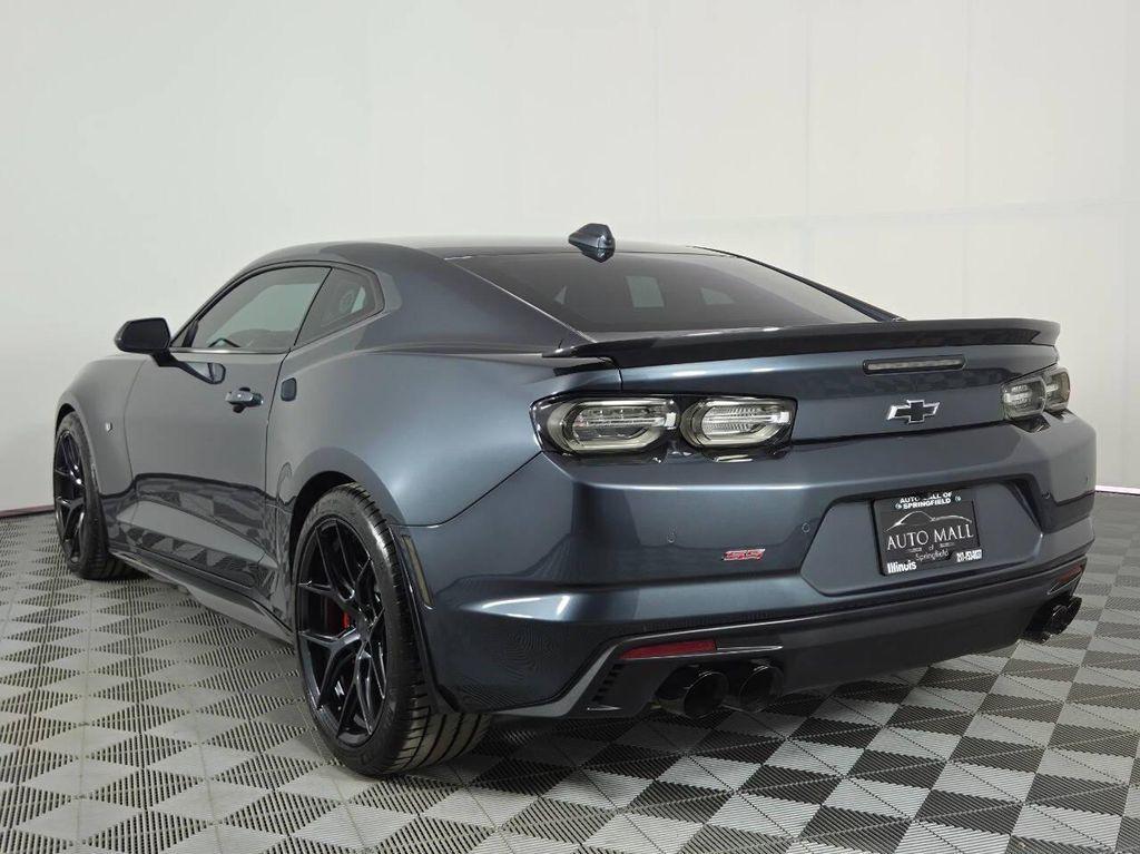 Chevrolet Camaro 2023