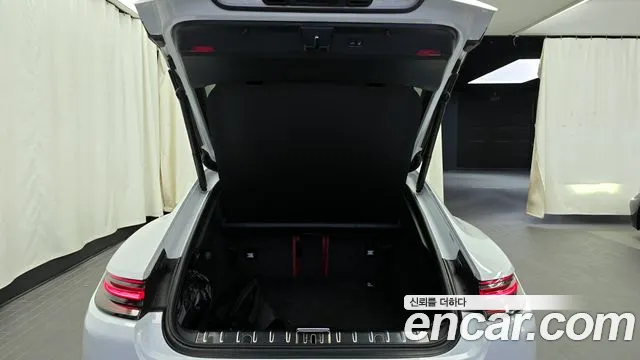 Porsche Panamera 2020