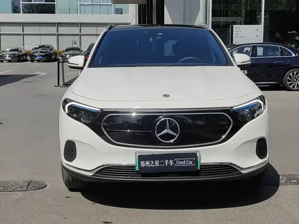 Mercedes-Benz EQA 2023