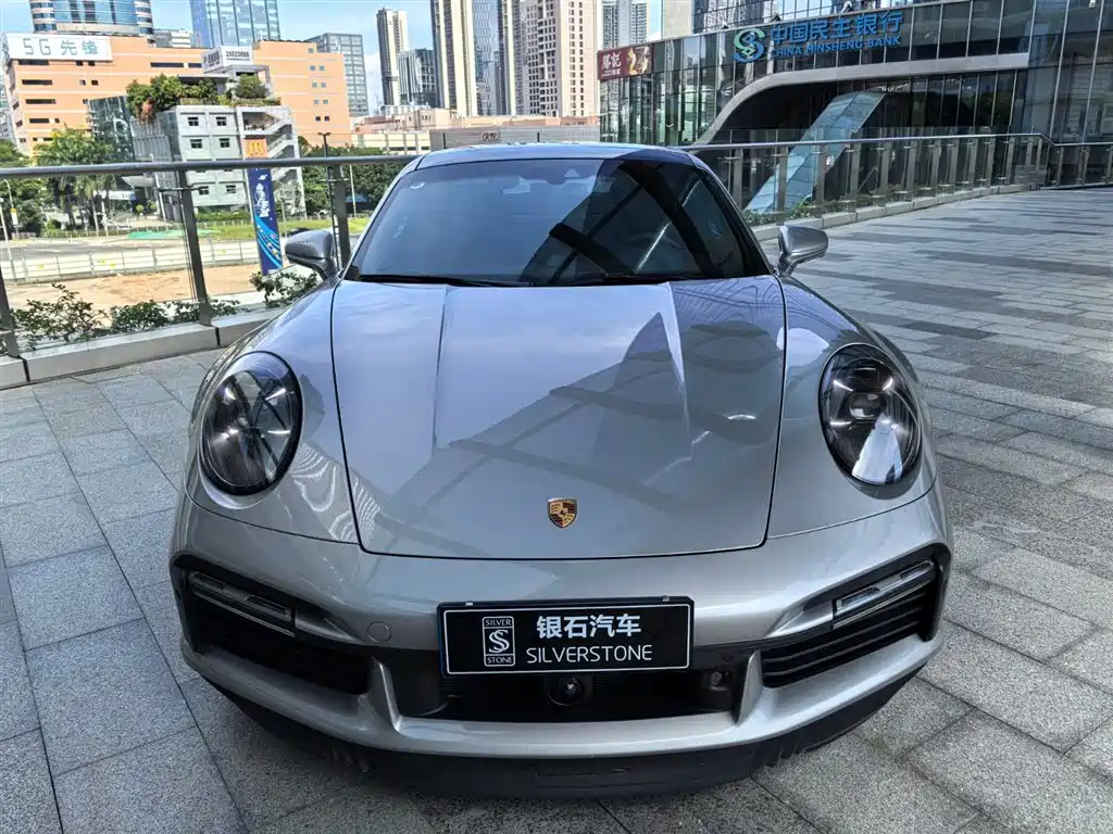 Porsche 911 2021