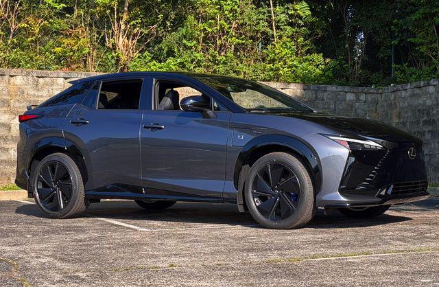 Lexus RZ 2026