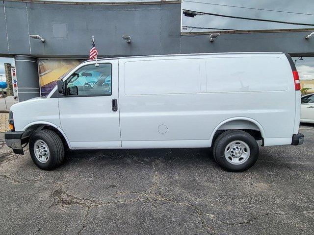 Chevrolet Express 2025