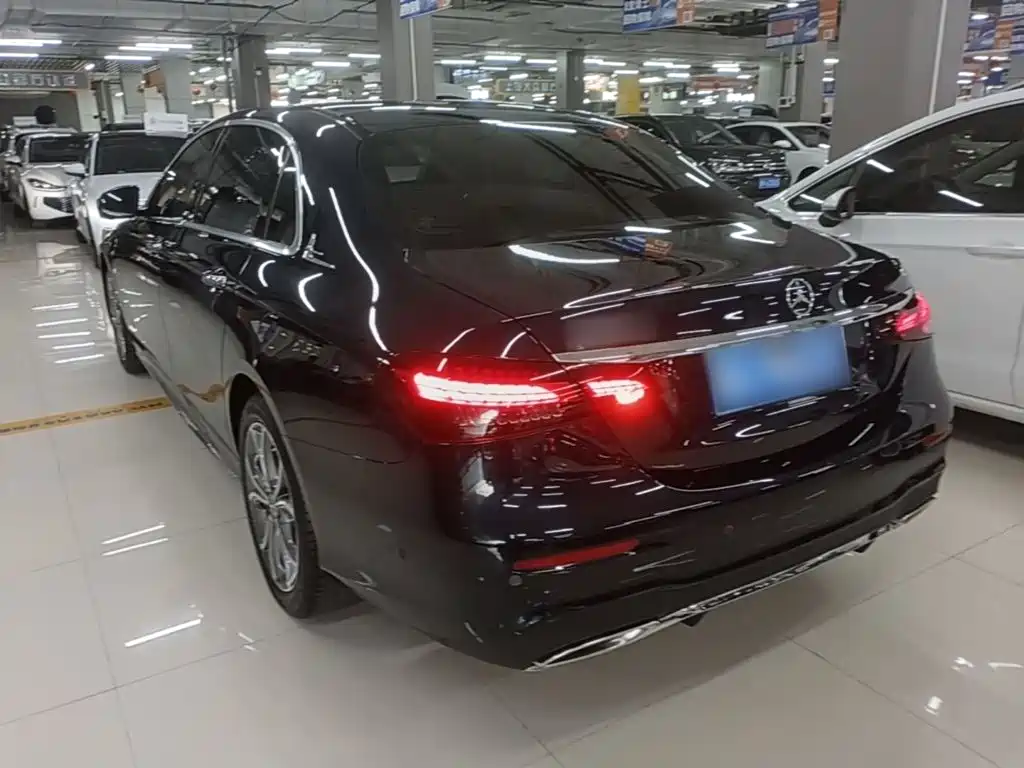 Mercedes-Benz E-Класс 2021