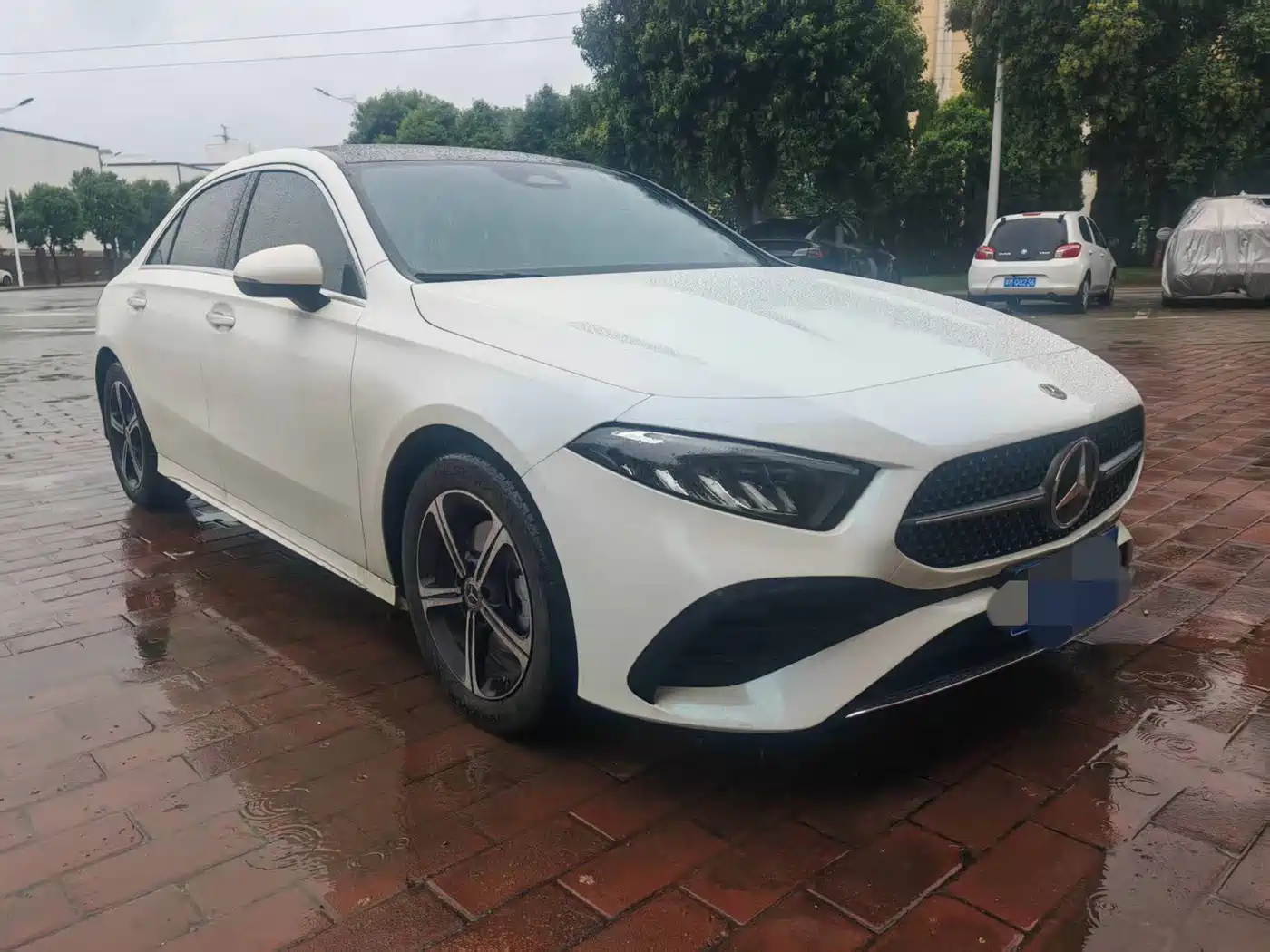 Mercedes-Benz A-Класс 2024