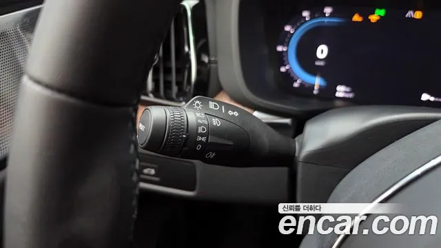 Volvo XC60 2024