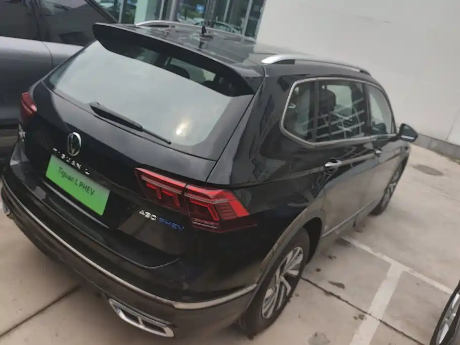 Volkswagen Tiguan 2025