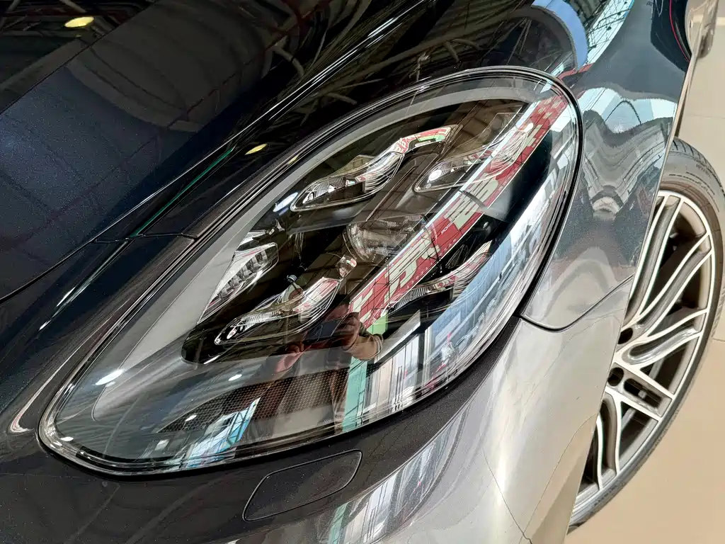 Porsche Panamera 2020