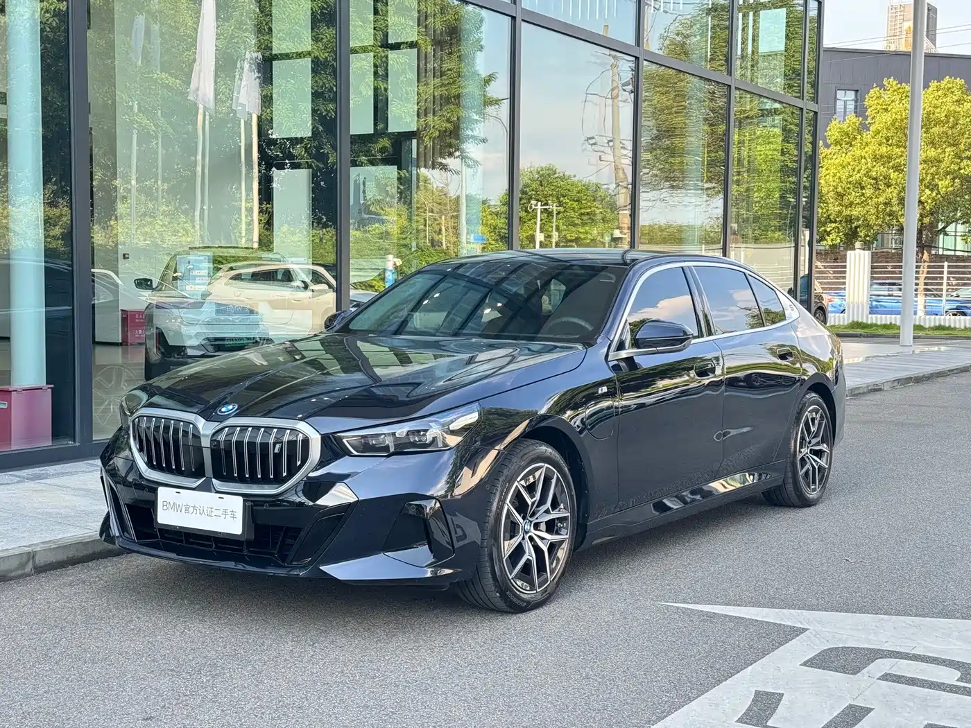 BMW i5 2025