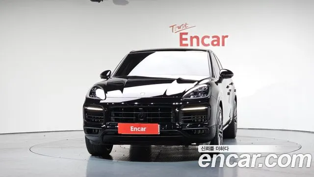 Porsche Cayenne 2021