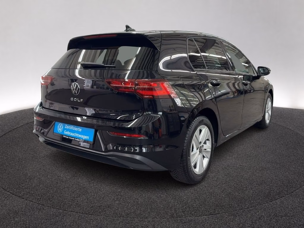Volkswagen Golf 2022