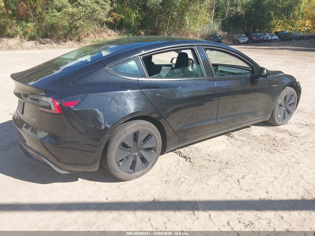 Tesla Model 3 2025