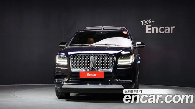 Lincoln Navigator 2021