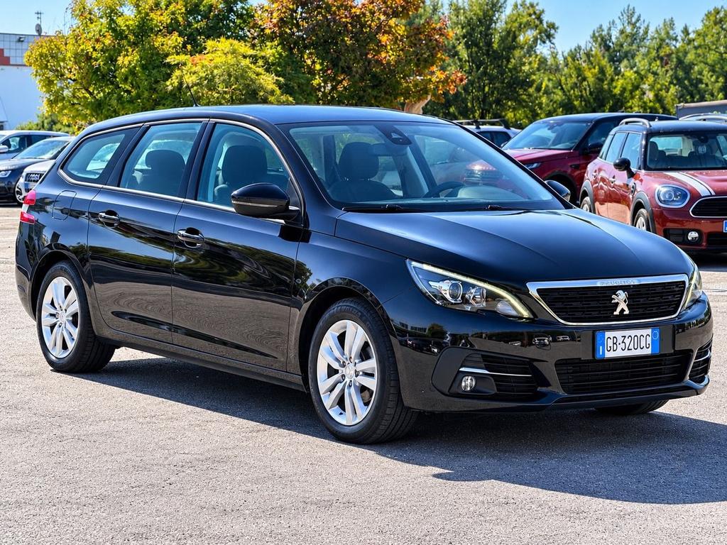 Peugeot 308 2021