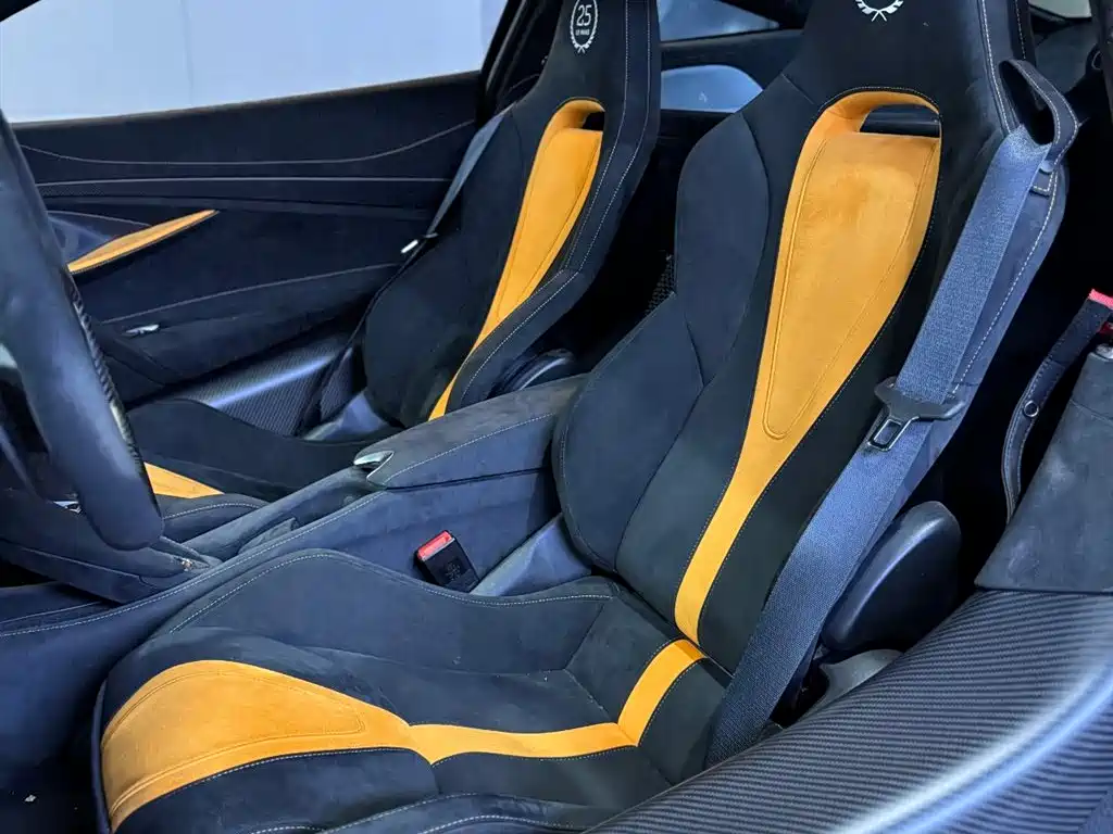 McLaren 720S 2020