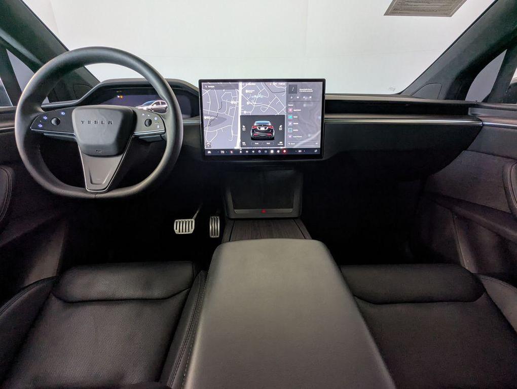 Tesla Model X 2024