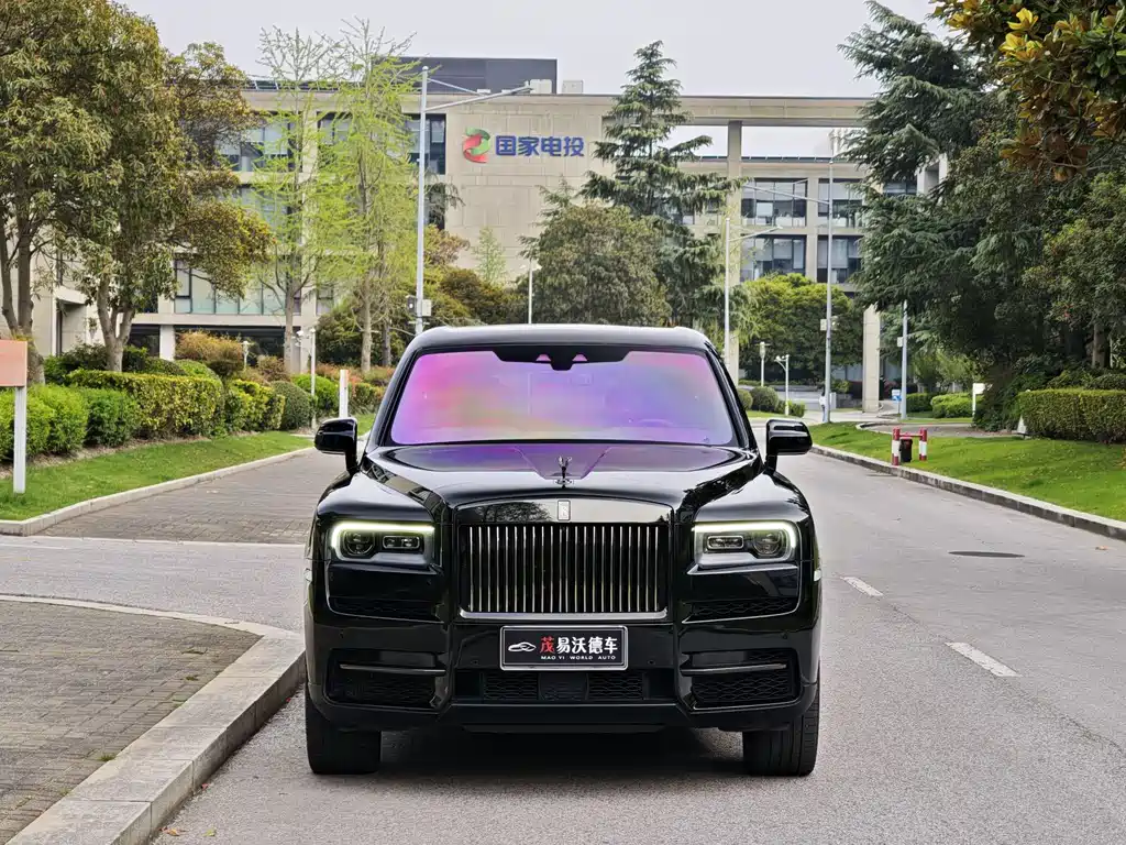 Rolls-Royce Cullinan 2021