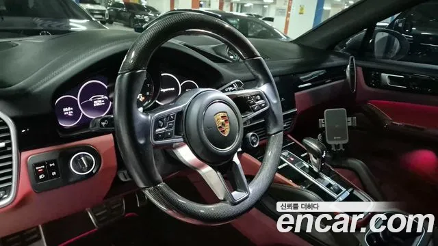Porsche Cayenne 2021