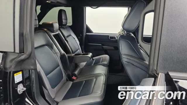 Ford Bronco 2024
