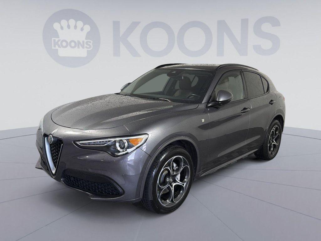Alfa Romeo Stelvio 2023