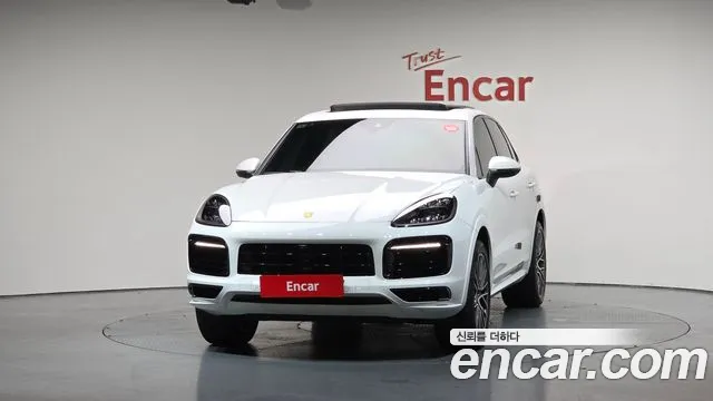 Porsche Cayenne 2020