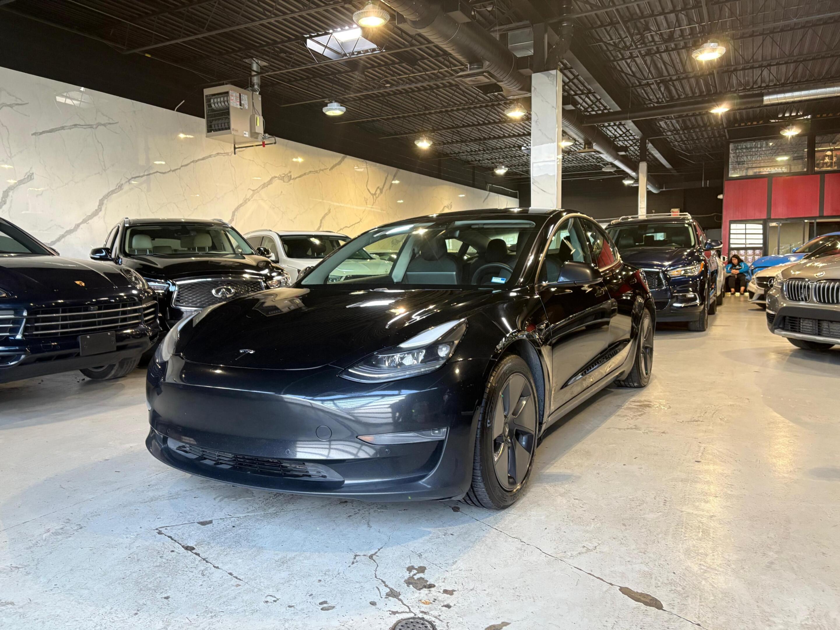 Tesla Model 3 2021