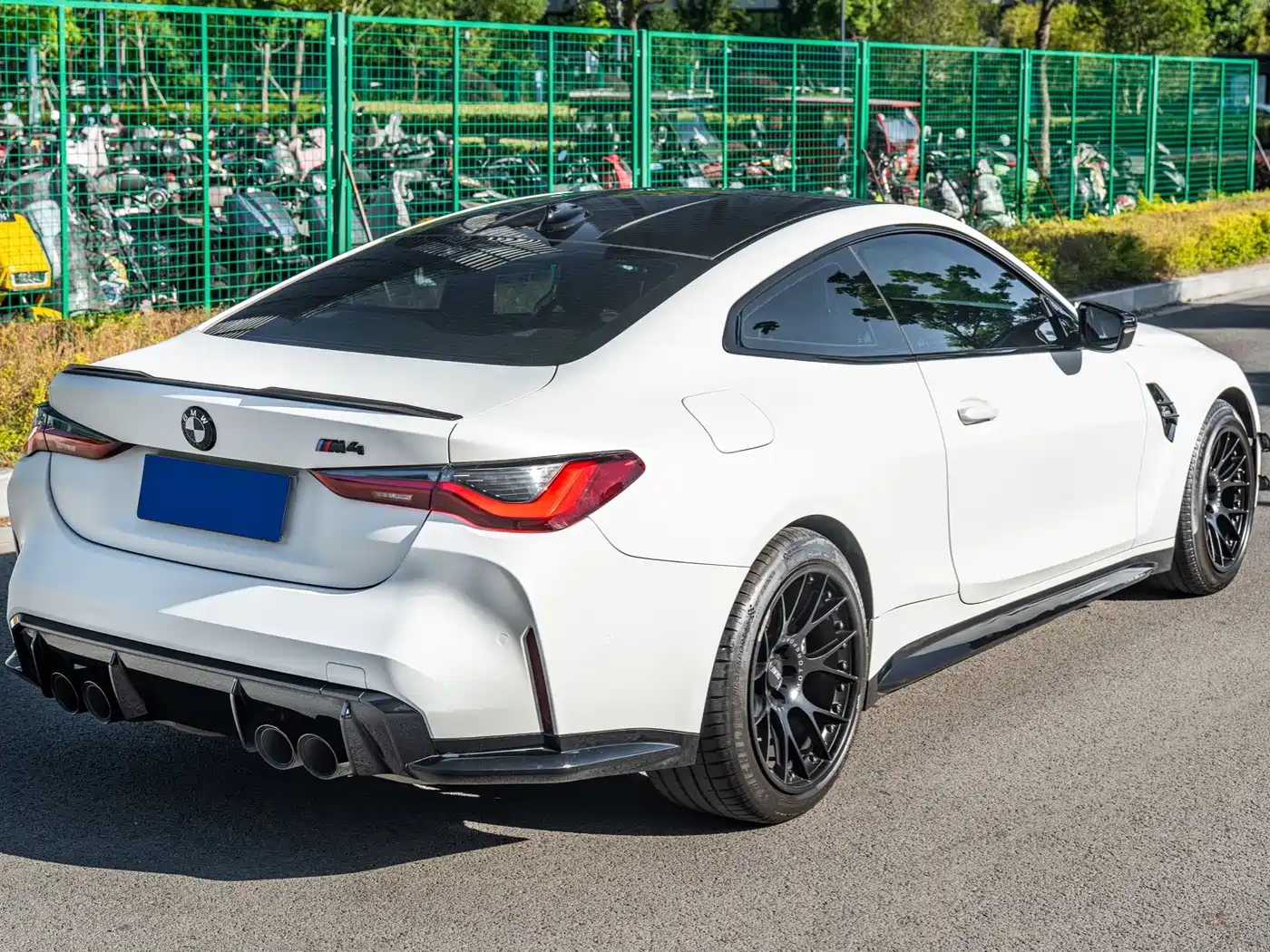 BMW M4 2023