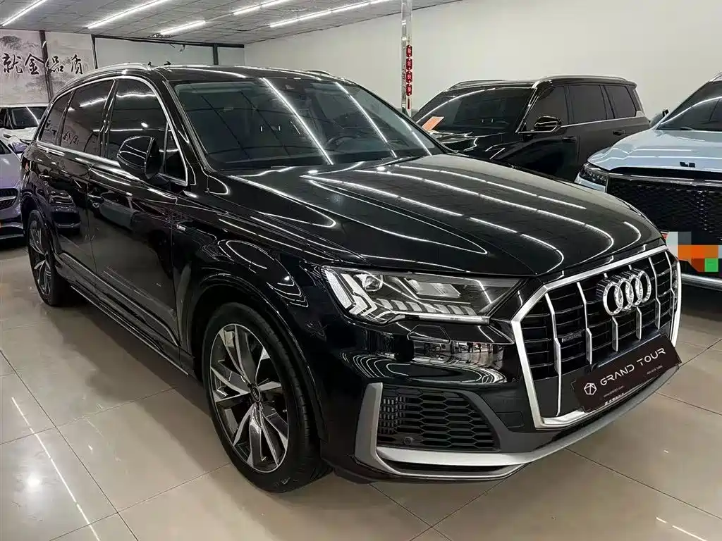 Audi Q7 2024