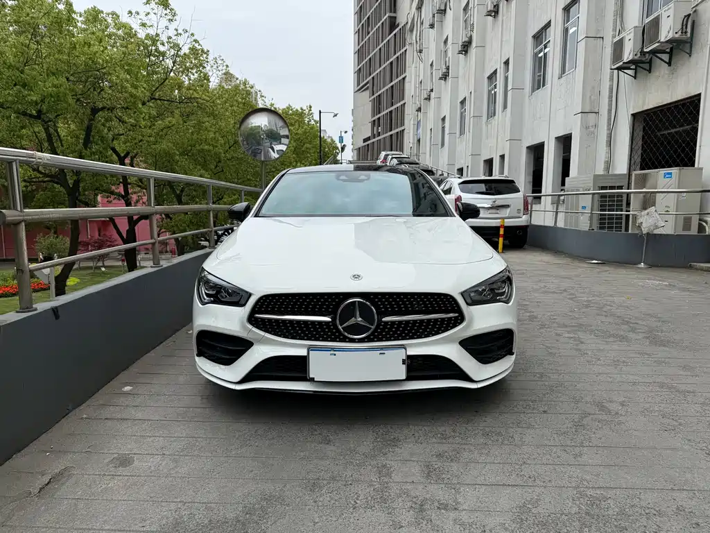 Mercedes-Benz CLA 2022