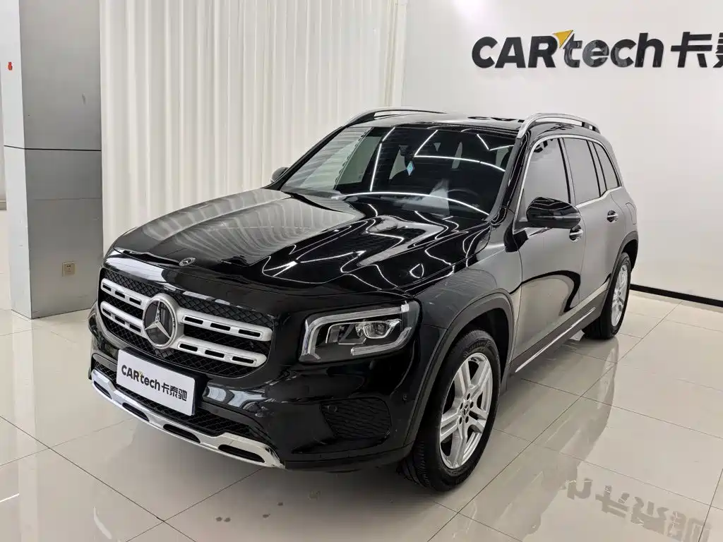 Mercedes-Benz GLB 2023