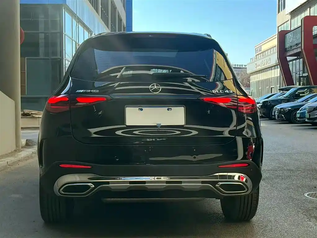 Mercedes-Benz GLC 2024