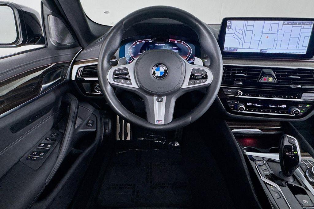 BMW M550 2023