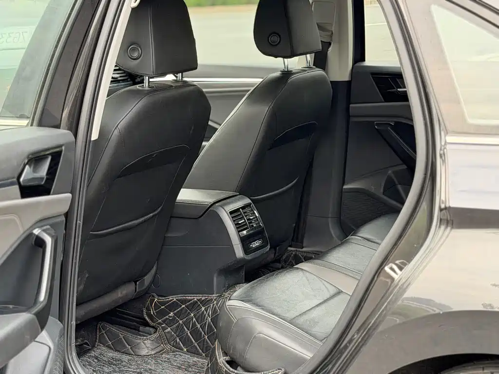 Volkswagen Jetta 2020
