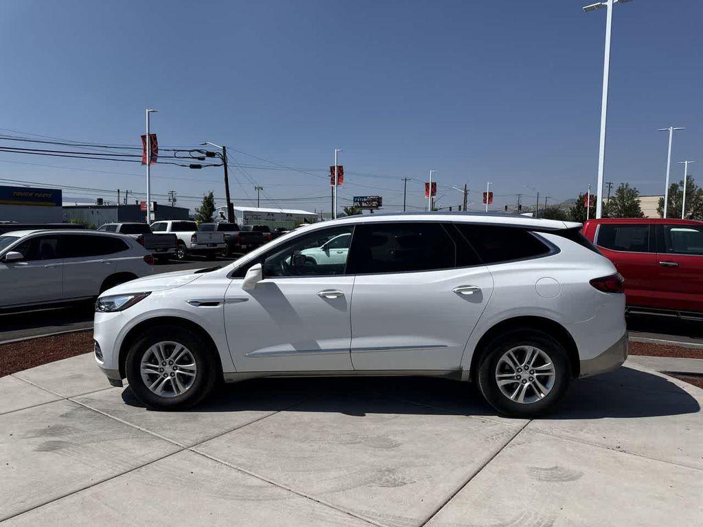 Buick Enclave 2021