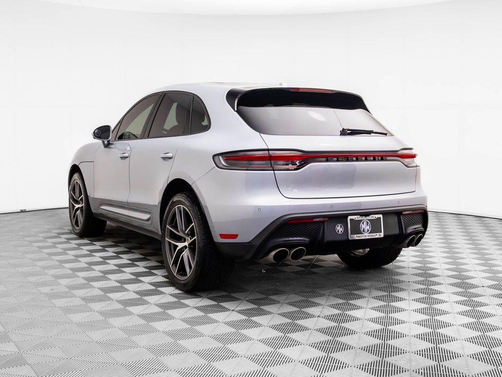 Porsche Macan 2022