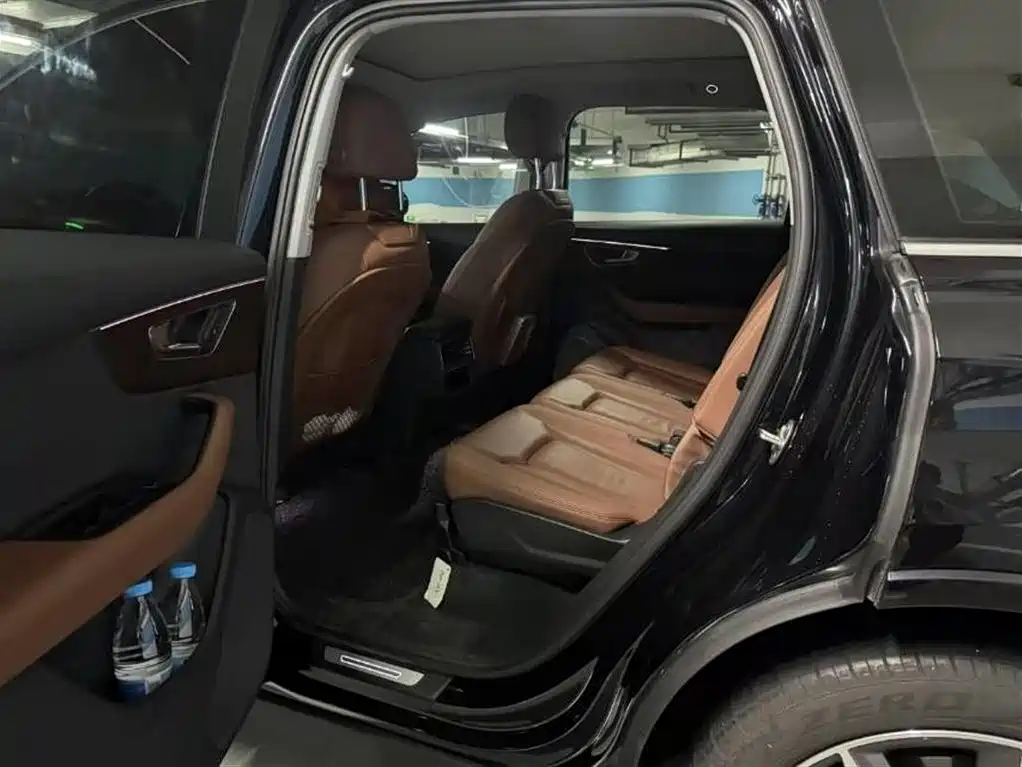 Audi Q7 2021