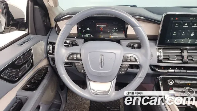 Lincoln Navigator 2020