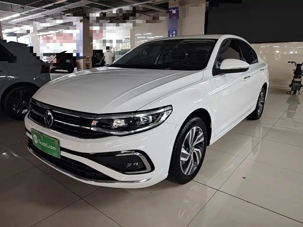 Volkswagen Bora 2024