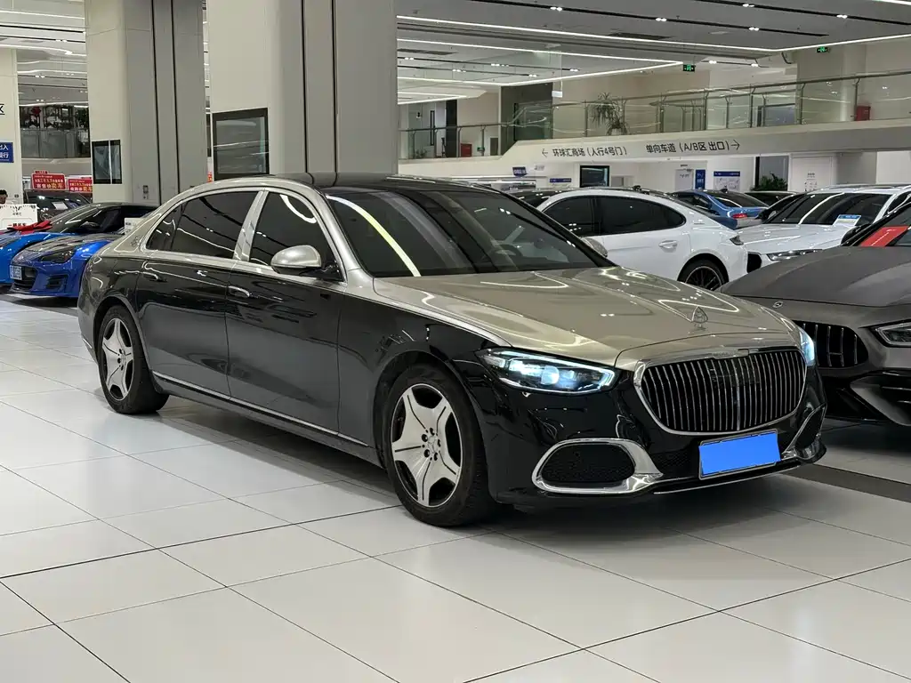 Mercedes-Benz Maybach S-Класс 2021