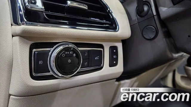 Lincoln Navigator 2021
