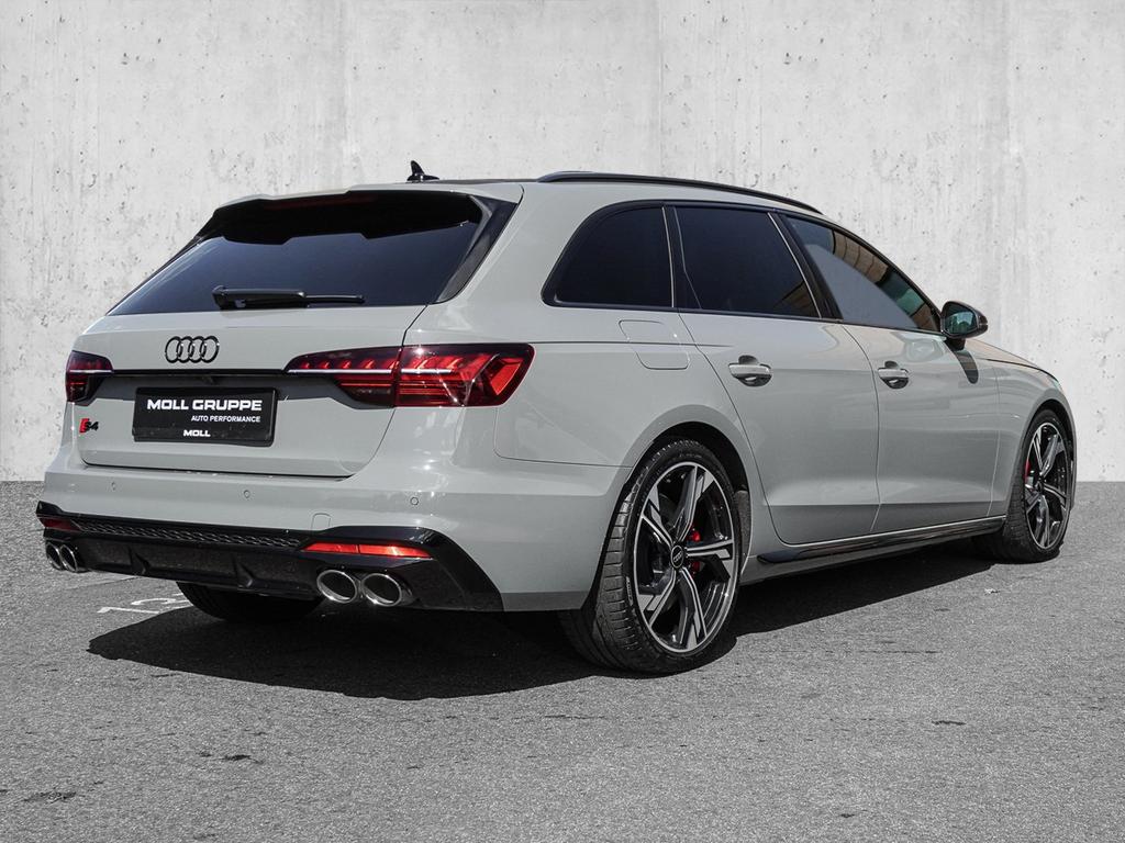 Audi S4 2024