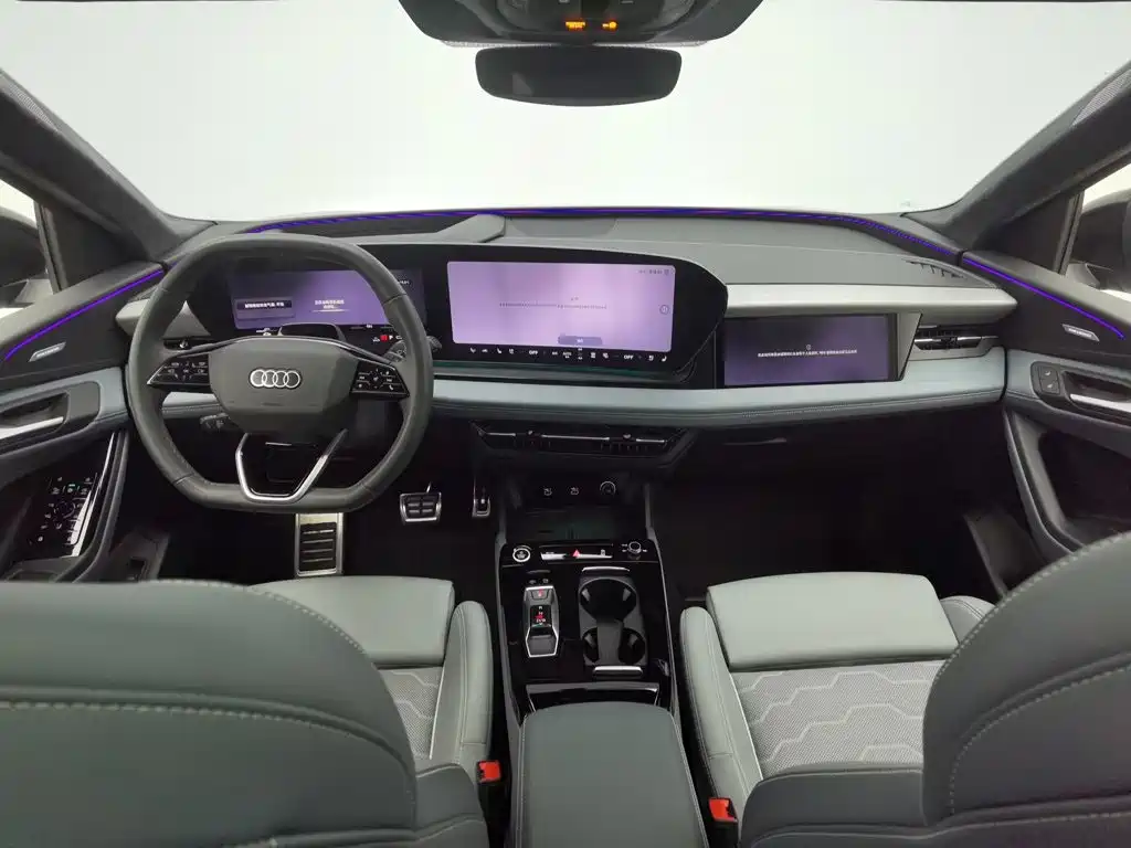 Audi e-tron 2025